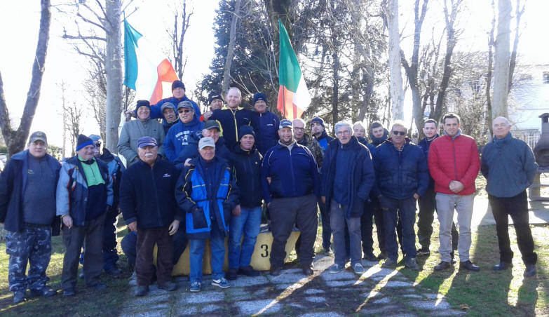 Gara dei cesti di Natale con Euro Pesca a Vermezzo