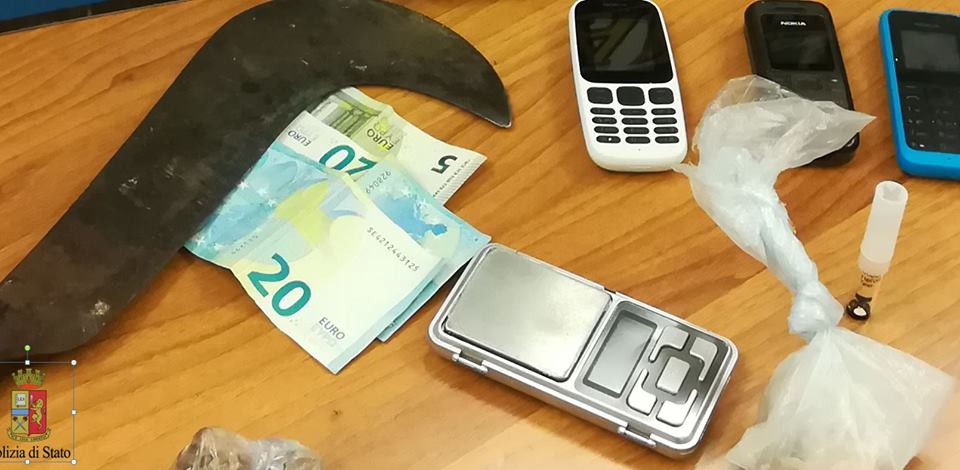 Spacciatore dei boschi cade in trappola