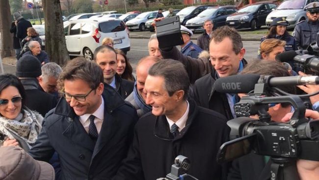 Elezioni Lombardia 2018 a Cologno la prima uscita di Fontana