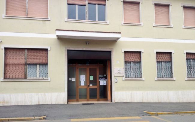 Caso meningite, alunni a scuola regolarmente