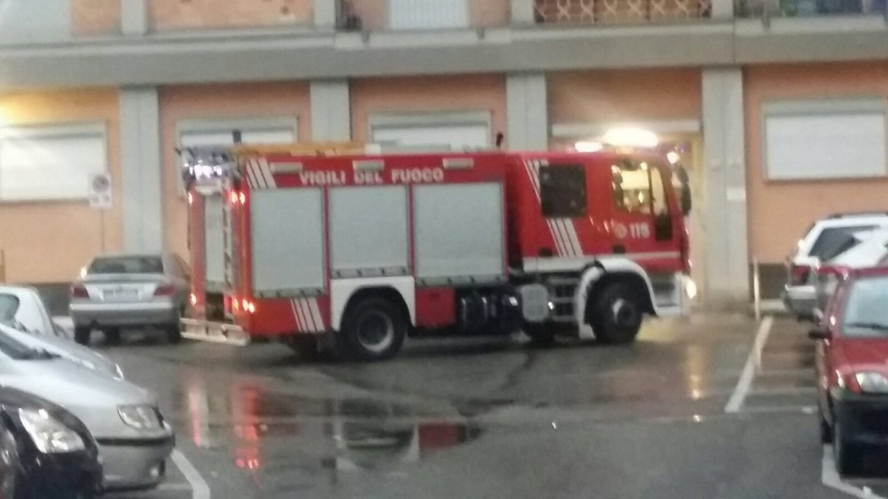 Paura per un’anziana, sul posto i Vigili del fuoco
