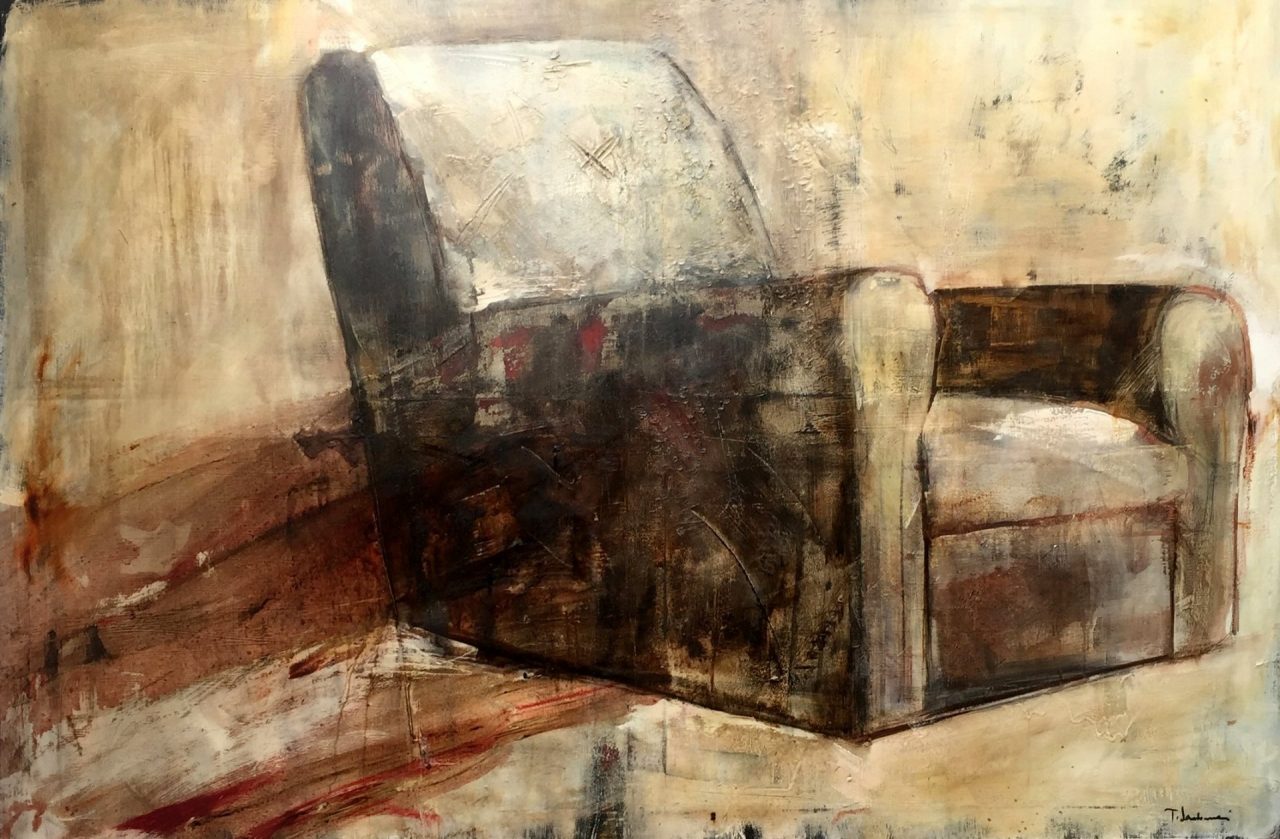 Poltrone protagoniste della mostra della artista di Saronno Teresa Santinelli