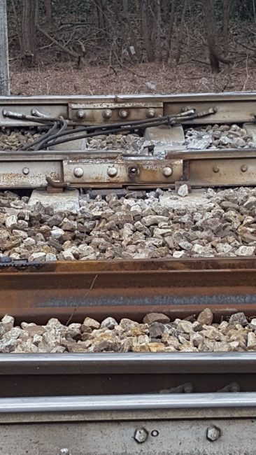 Treno deragliato Probabile cedimento di uno scambio