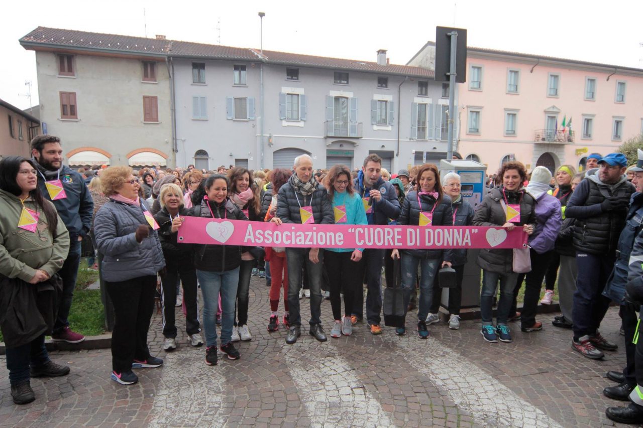 Camminata in rosa per conoscere e prevenire