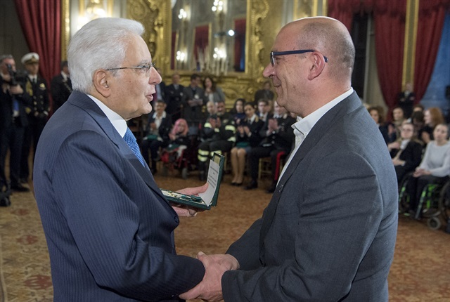 Integrazione, il parroco premiato al Quirinale