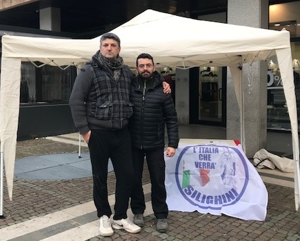 Trecento firme per far dimettere il sindaco Fagioli VIDEO