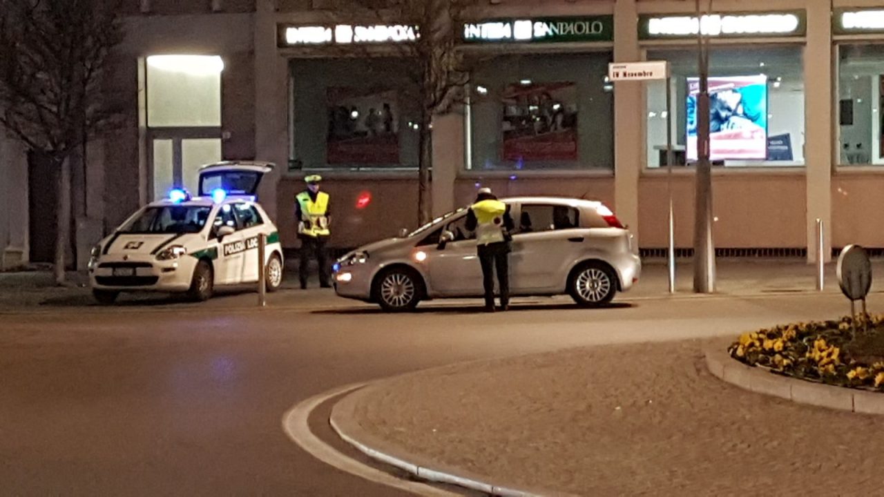 Polizia locale, oltre cento controlli straordinari nel fine settimana