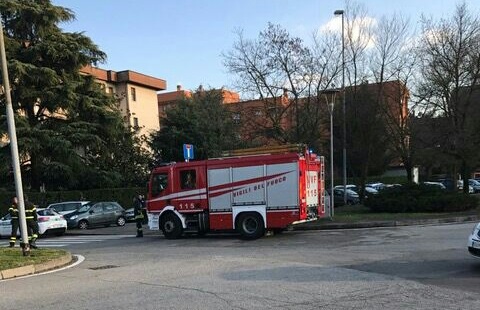 Appicca fuoco sul balcone – IL VIDEO