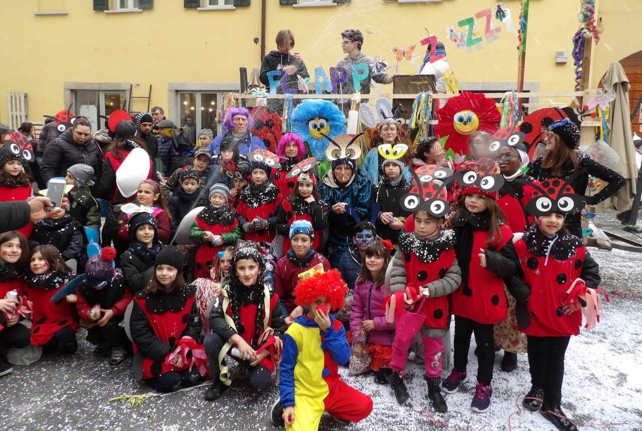 Carnevale di Magenta grande festa in piazza FOTO E VIDEO