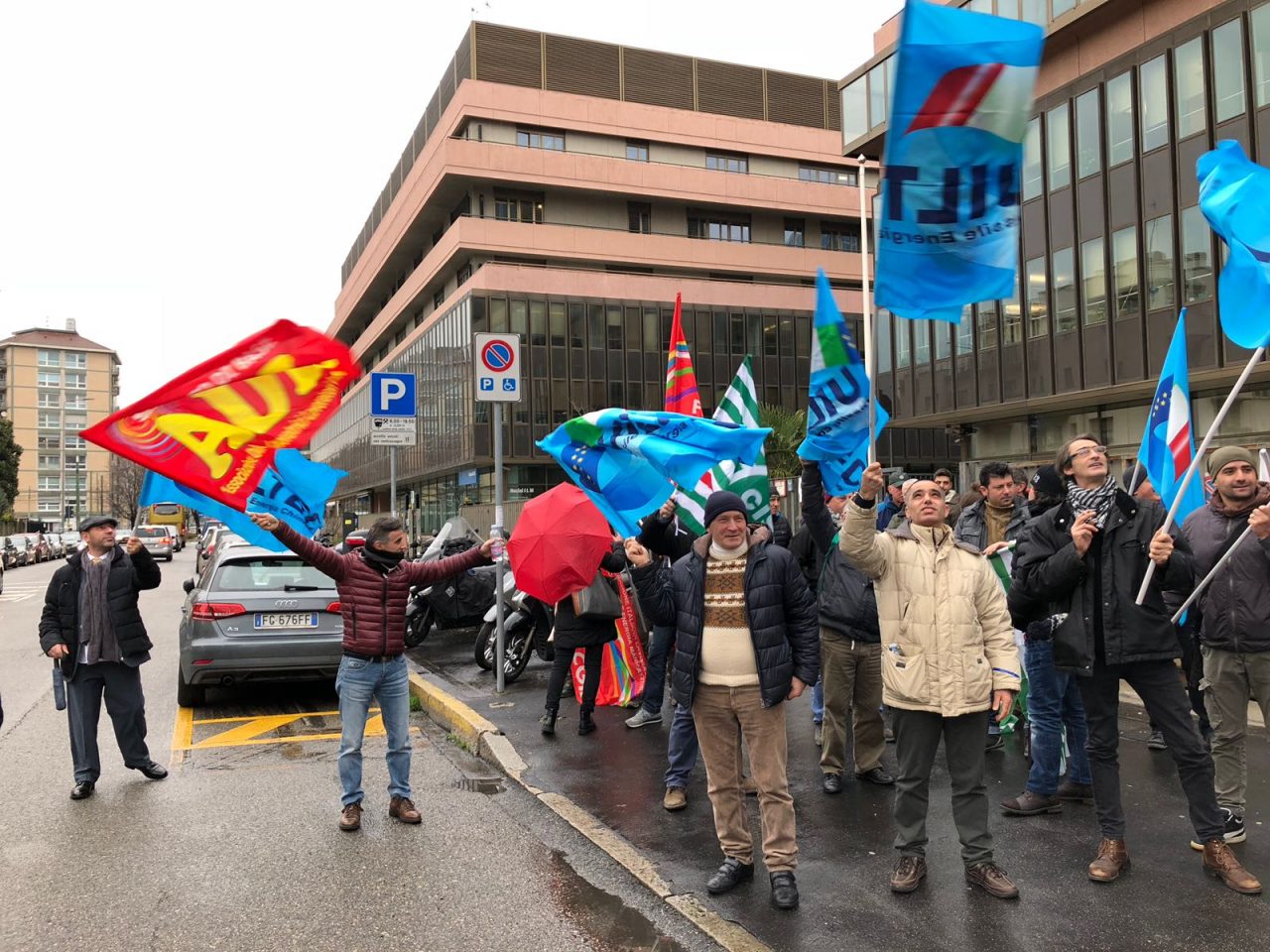 Astuti: “Solidarietà per licenziamenti annunciati in MAM e Galeazzi”