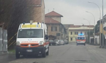 Spari in casa, ambulanze e carabinieri in via Micca