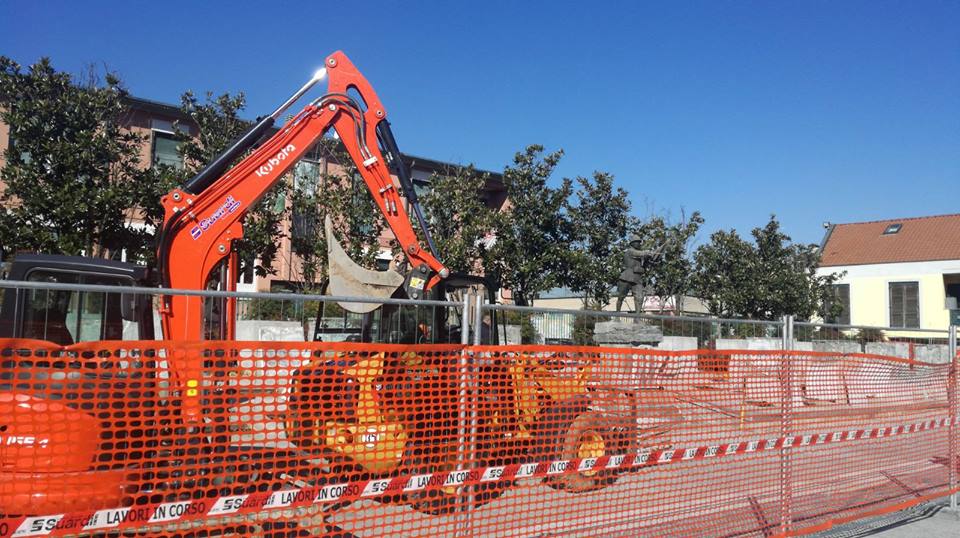 Piazza Dalla Chiesa, partiti i lavori per il restyling
