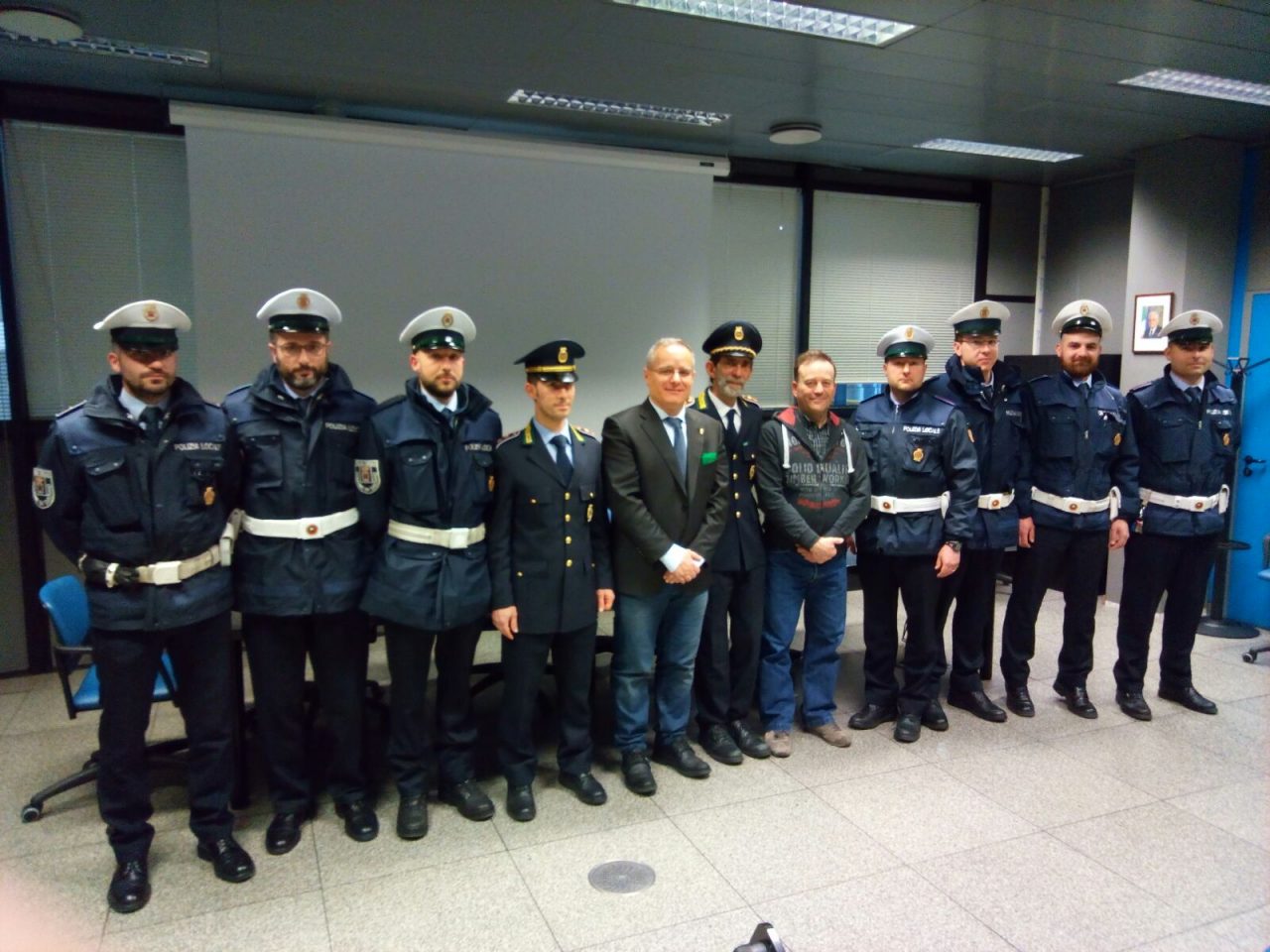Cinque agenti nuovi per la Polizia locale di Saronno