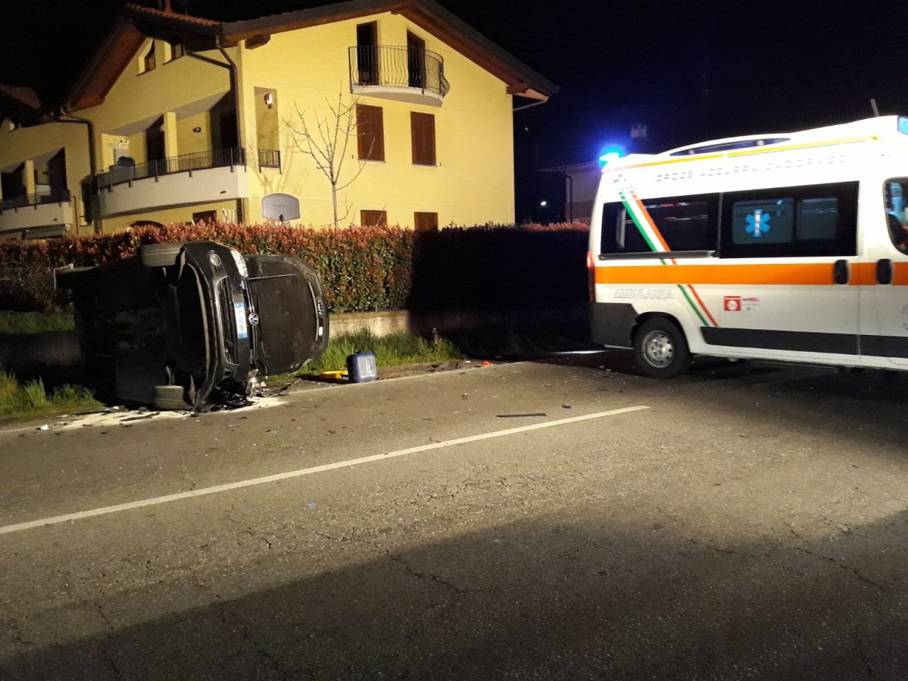 Incidente sulla Novedratese, due feriti a Lomazzo