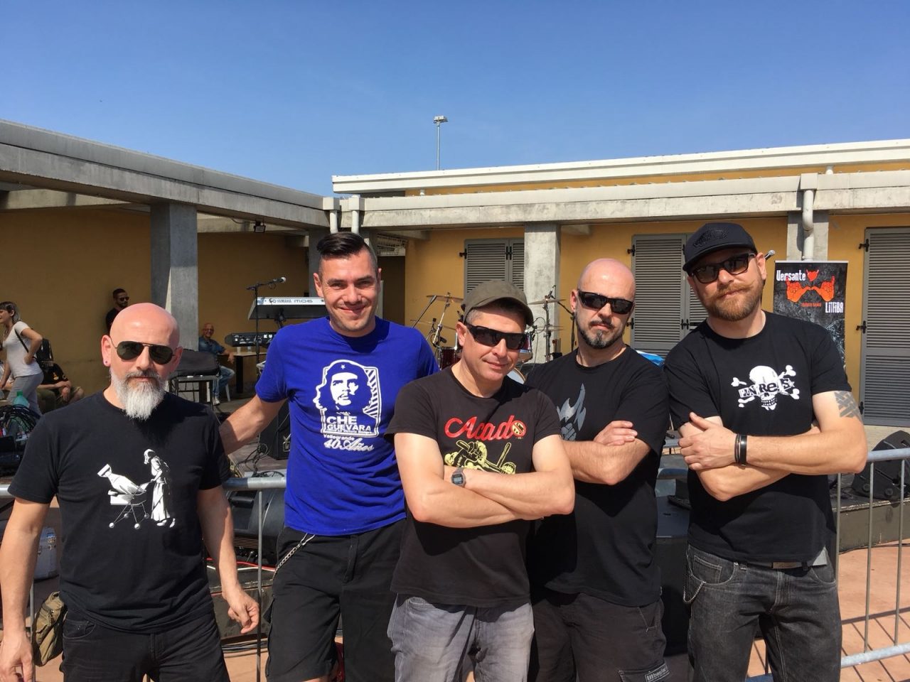 Punkreas al Salice: è festa nonostante il divieto – FOTO E VIDEO