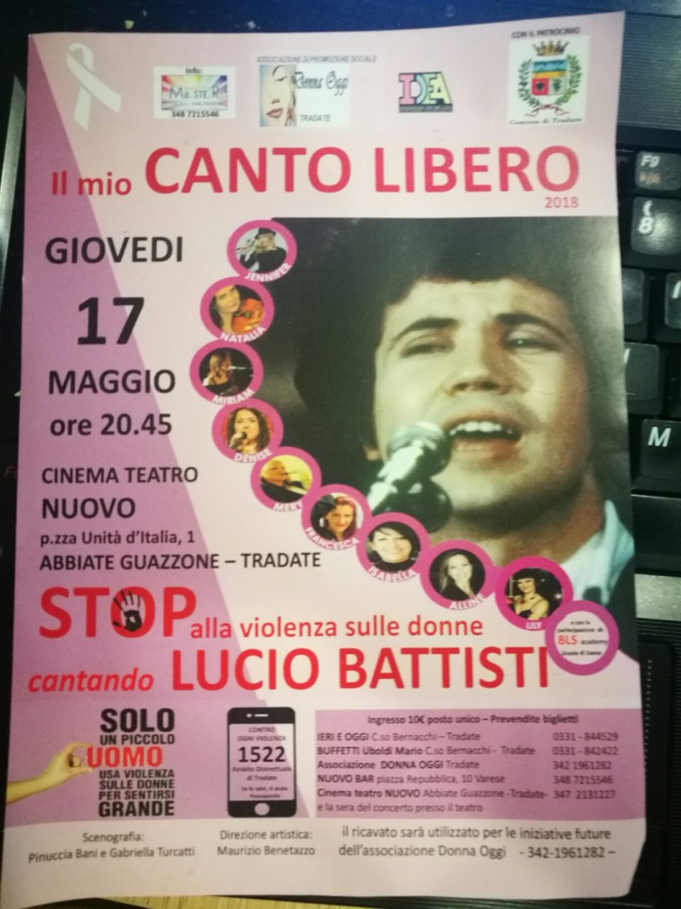 Stop alla violenza sulle donne cantando Lucio Battisti