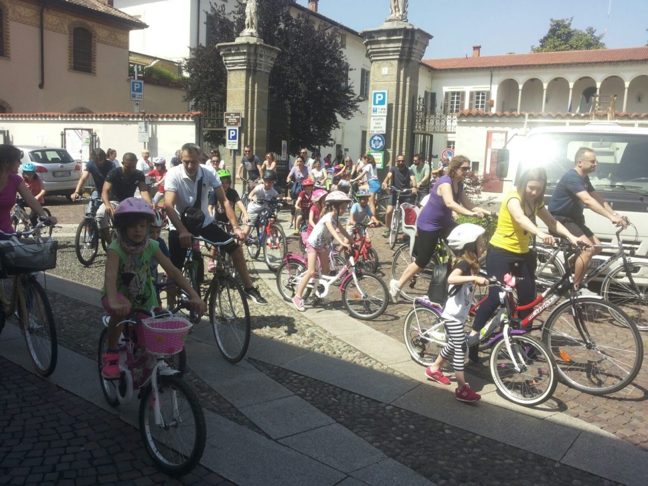 Bimbinbici, oltre 400 al via VIDEO