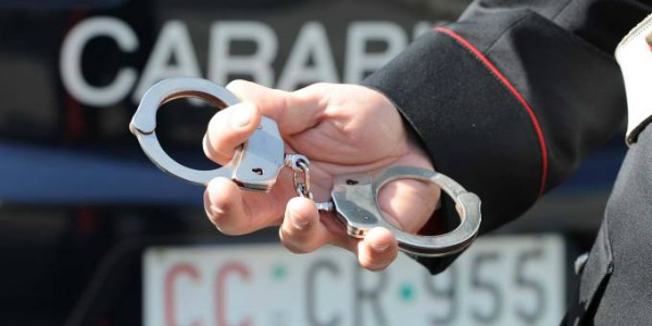 Blitz dei carabinieri: sequestrato un centro estetico di Legnano VIDEO