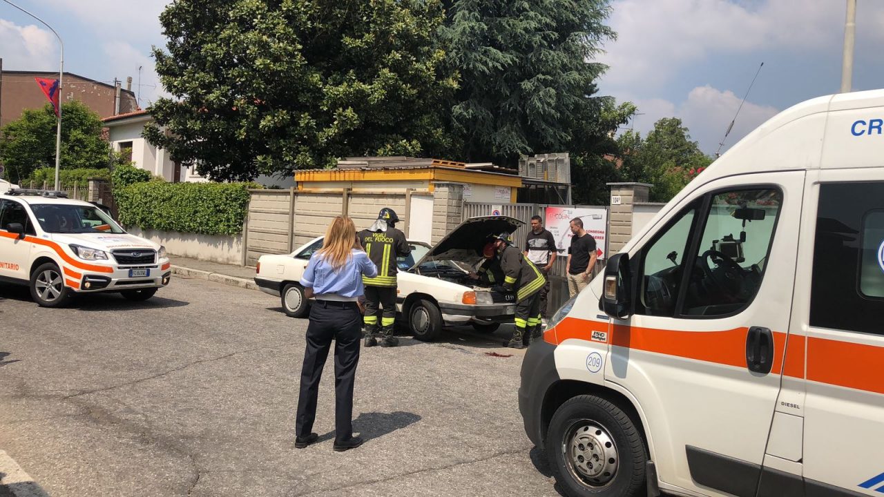 Investito dalla sua auto, è grave
