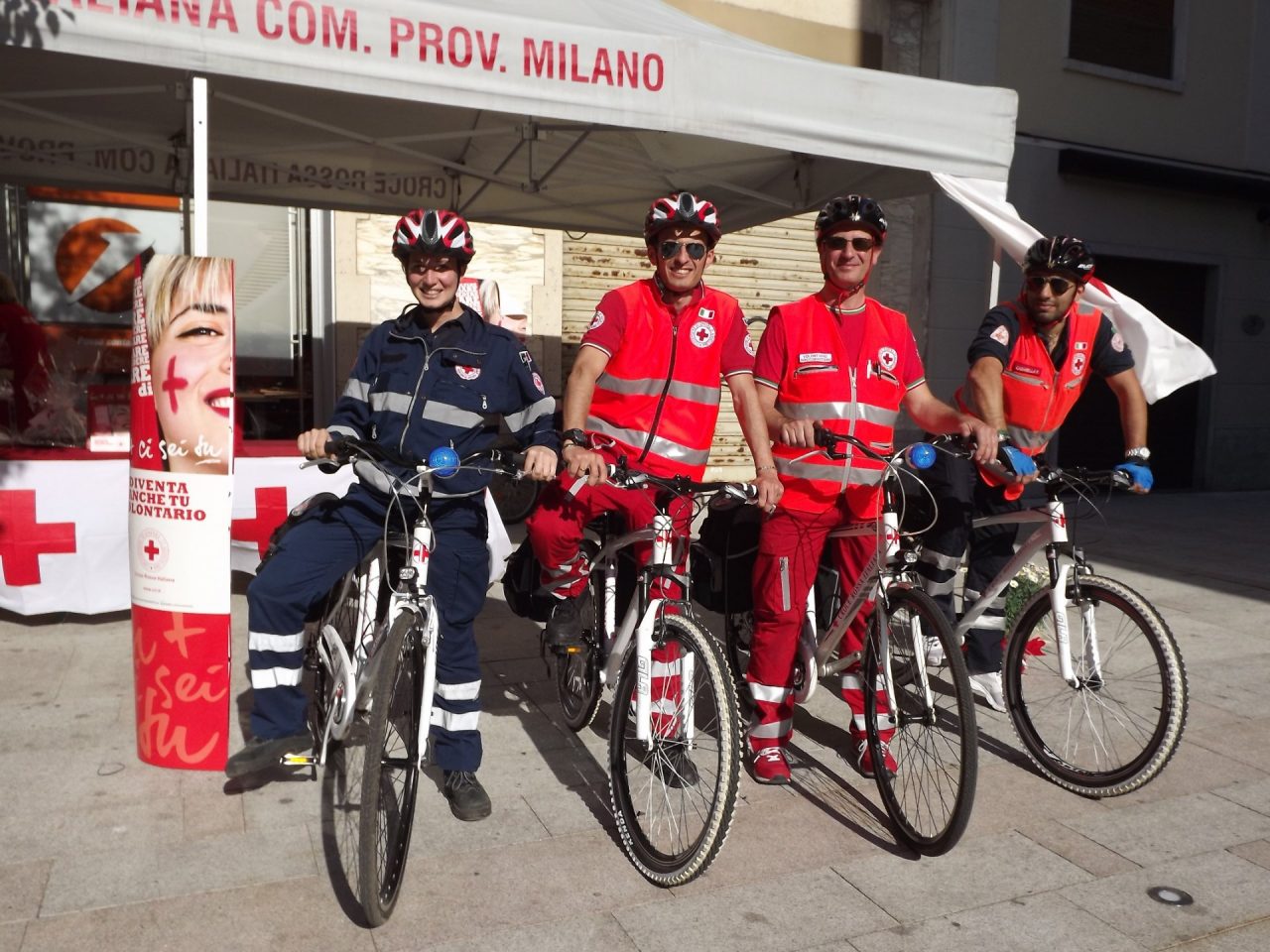 Cade da cavallo, figurante del Palio finisce in ospedale
