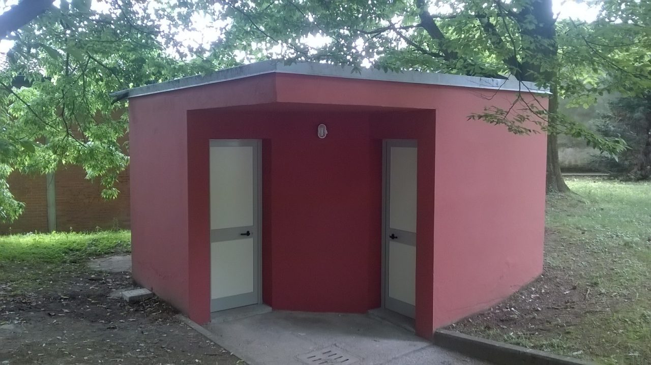 Bagni pubblici nuovi, promessa mantenuta