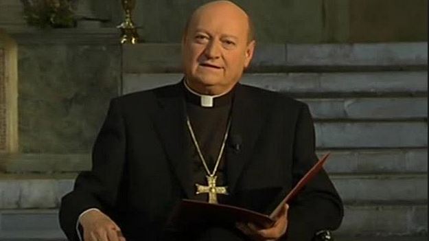 Il Cardinal Ravasi insultato per le sue posizioni in favore dei migranti