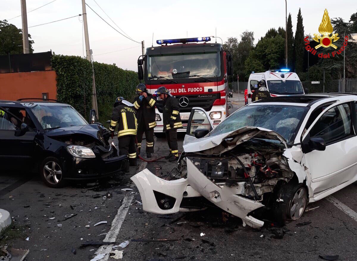Bambini feriti nell’incidente, uno è grave
