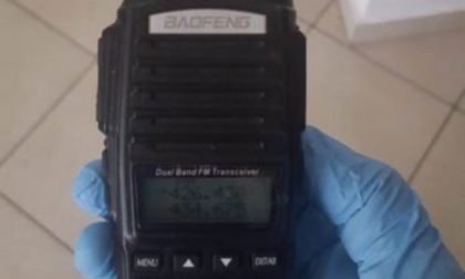 Apparecchi radio per intercettare carabinieri, denunciato