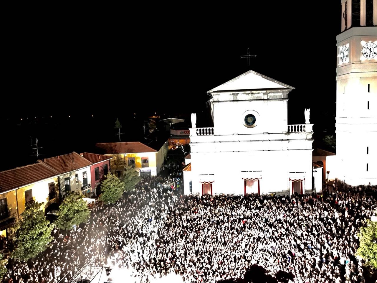 Gabry Ponte: sold out ad Arconate- LE FOTO