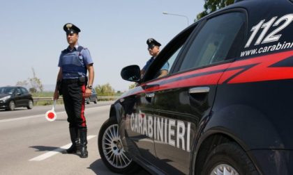 Non si ferma al posto di blocco dei carabinieri, albanese fermato a Legnano