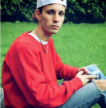 Nessuno sa come operarlo, Salvatore Pezzano lancia un appello: “Salvatemi”