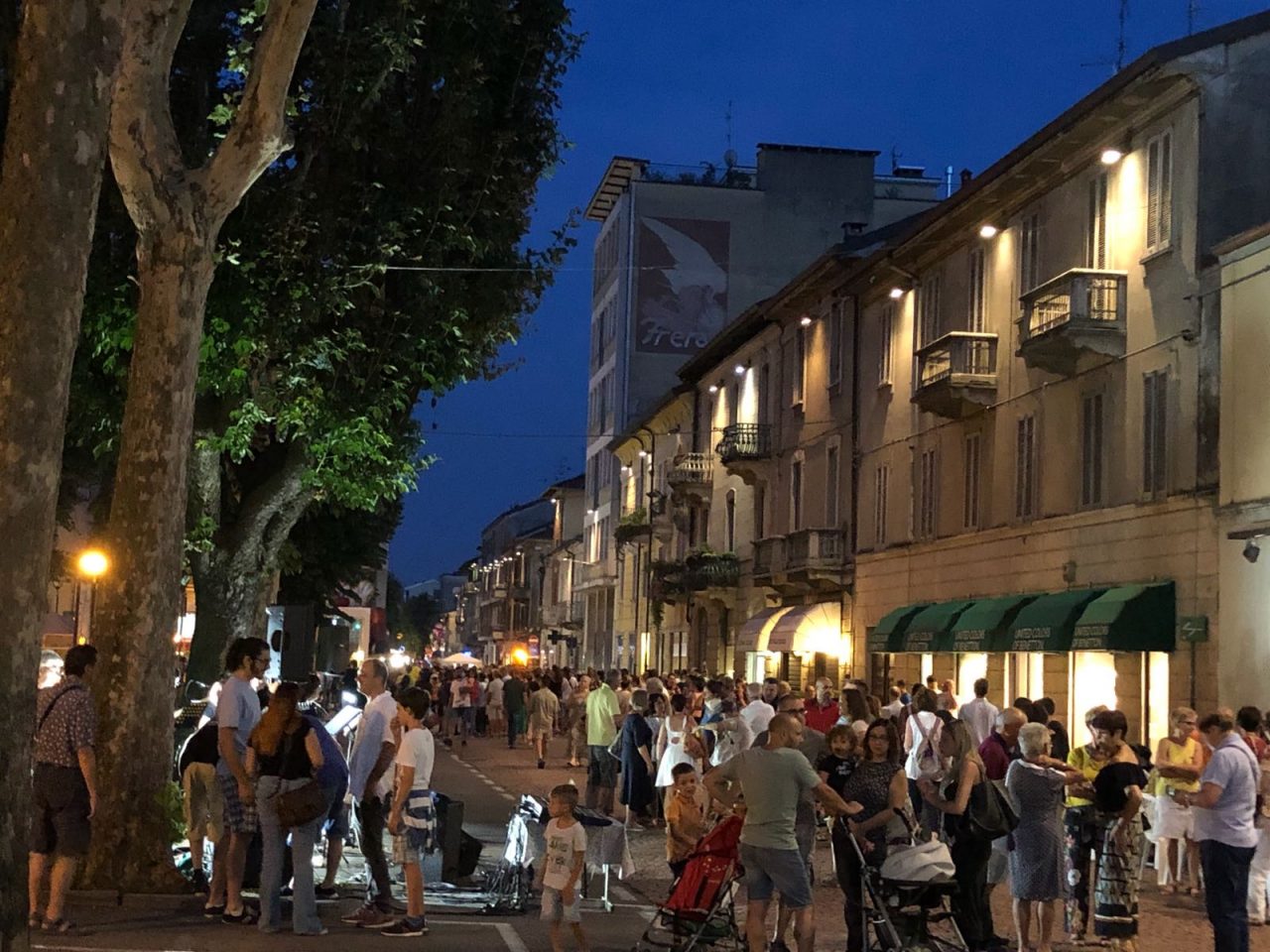 I venerdì bianchi  di Tradate:  “Un vero successo” FOTO