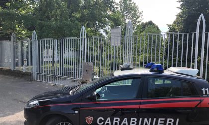 Chiusi dentro al parco, liberati dai carabinieri