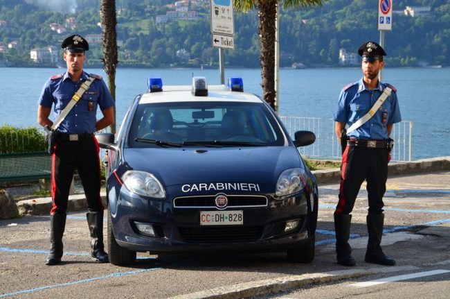 Violenza sessuale di gruppo su minorenni: una è di Saronno