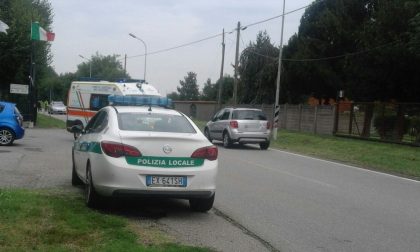 Casorezzo, si amputa le dita mentre lavora