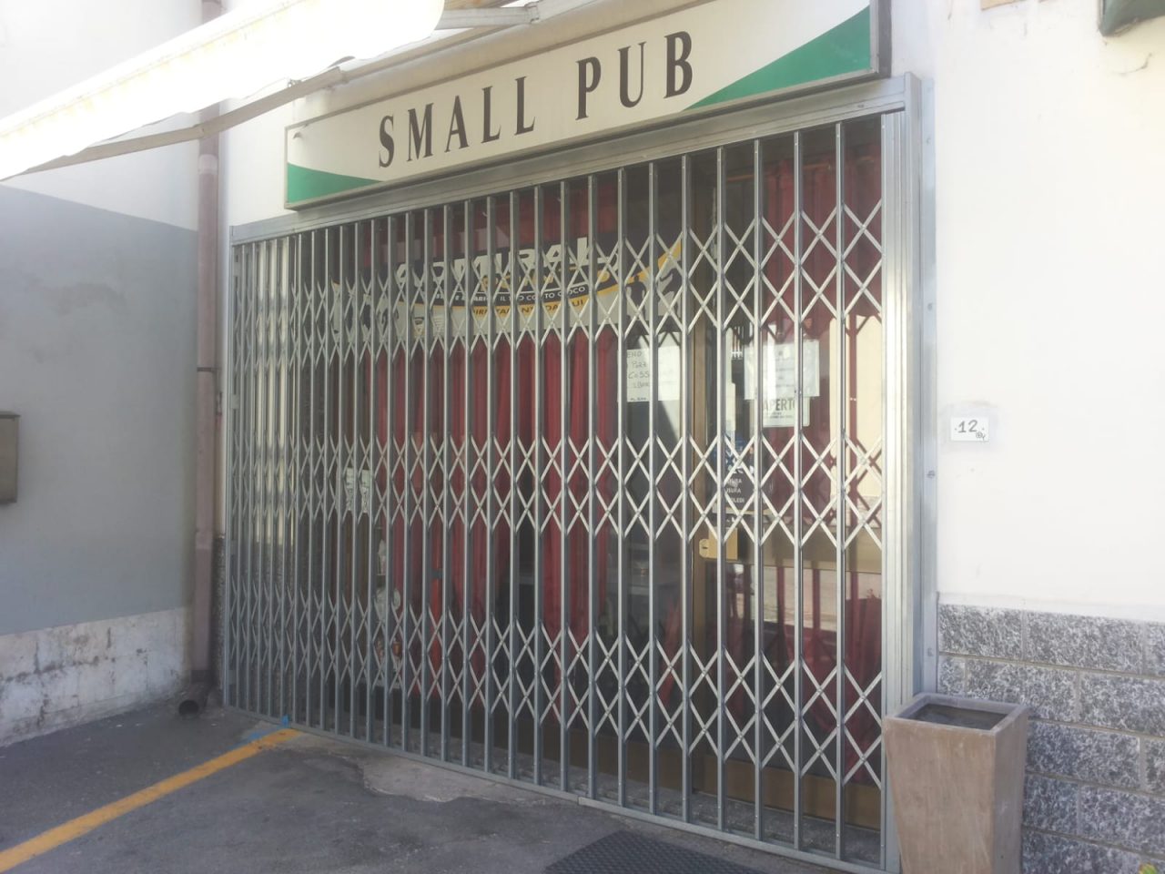 Chiusura temporanea dello Small pub da parte dei Carabinieri