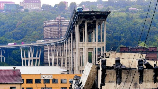 Crollo ponte Genova, l’Anci: “I Comuni non hanno risorse per la sicurezza”