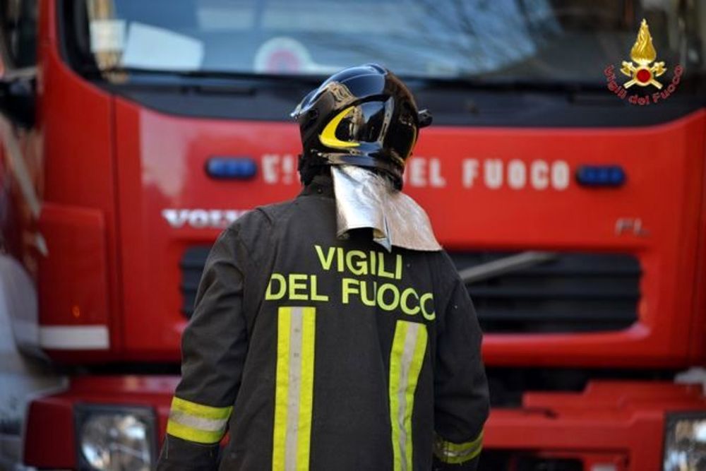Schianto sull’A4, ferite cinque persone