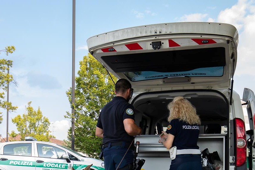 Ubriaco al mercato: multato dalla Polizia Locale