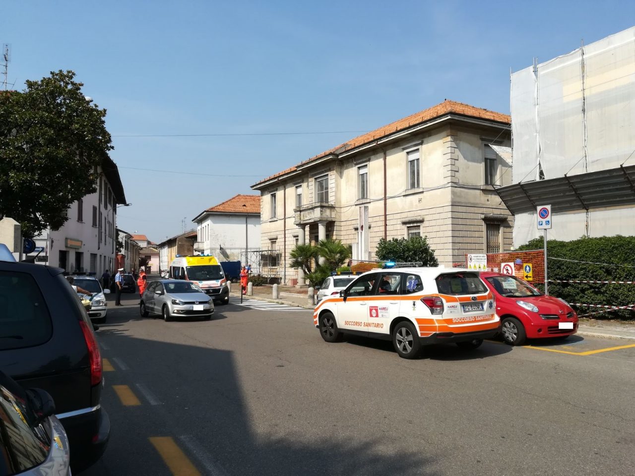 Arconate, si accoltella in via Roma