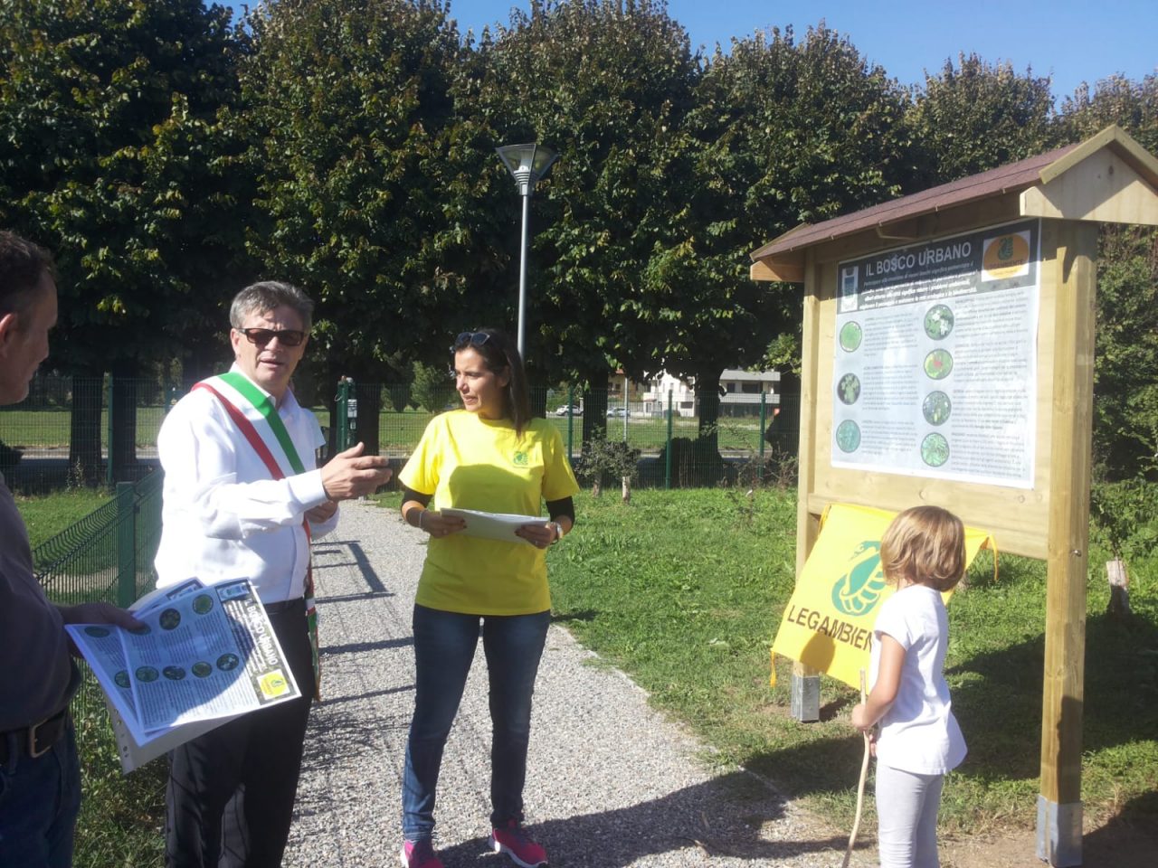 Un mondo più pulito: bambini in campo a Cisliano – FOTO E VIDEO