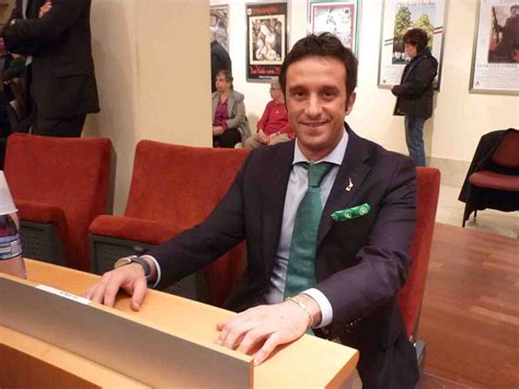 Raccolta firme Saronno, la Lega: “Fuori da ogni logica di società civile”
