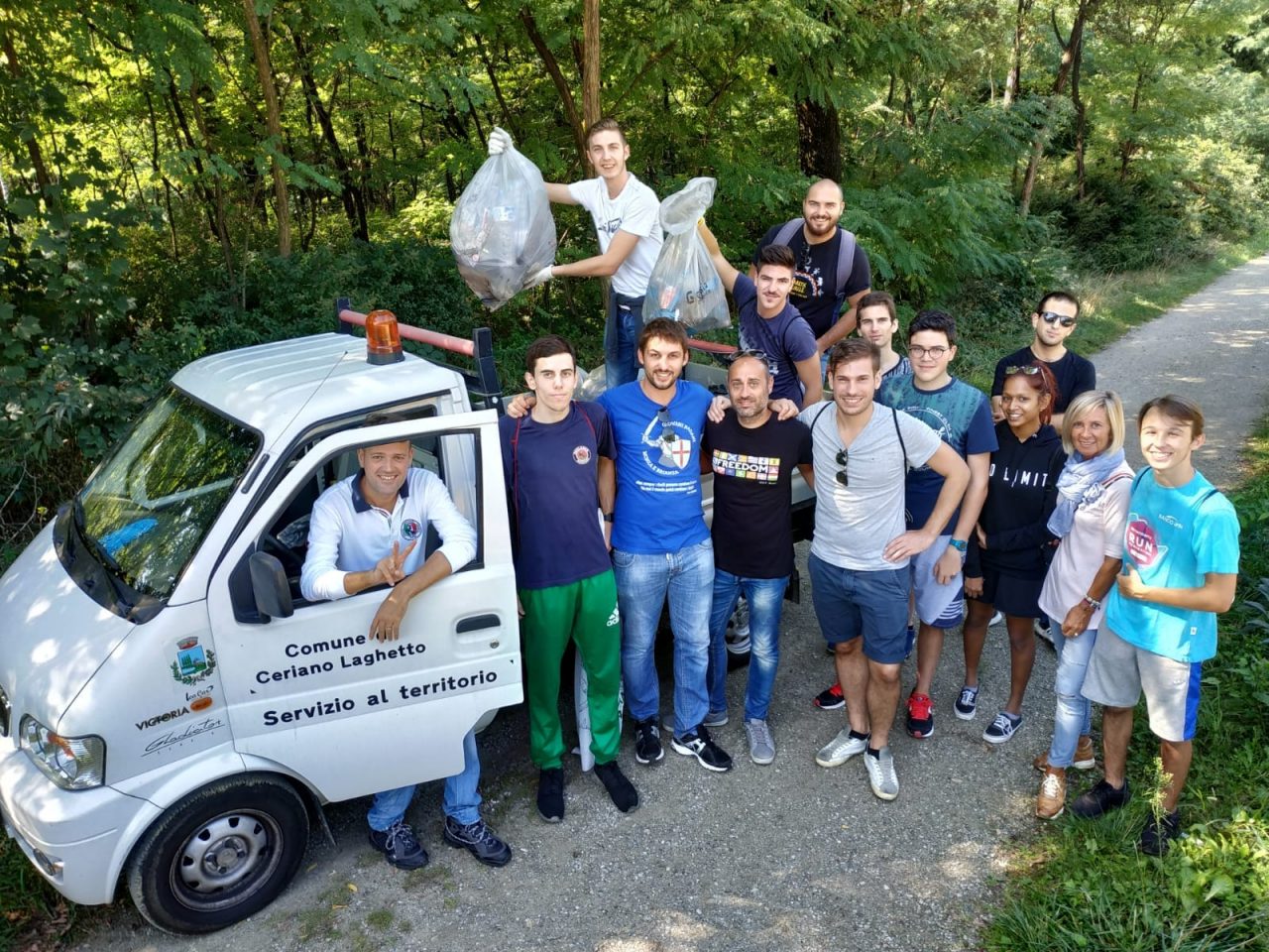 Droga al Parco delle Groane, i militanti della Lega rovinano la giornata agli spacciatori