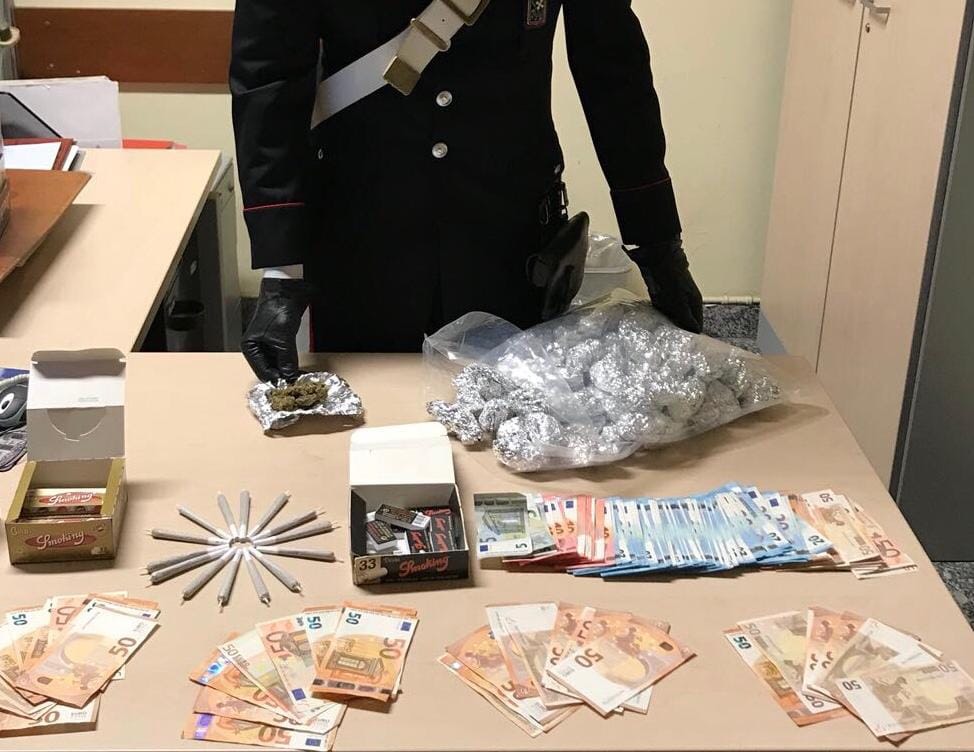 Arrestato 24enne per spaccio di stupefacenti