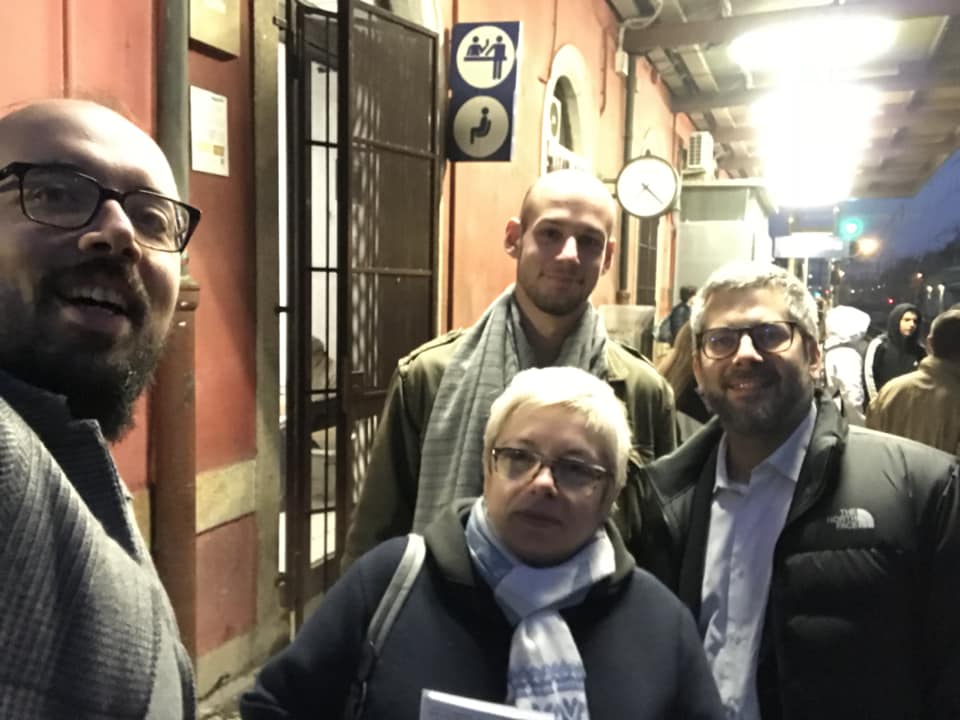 Pendolari esasperati, volantinaggio del Pd a Magenta