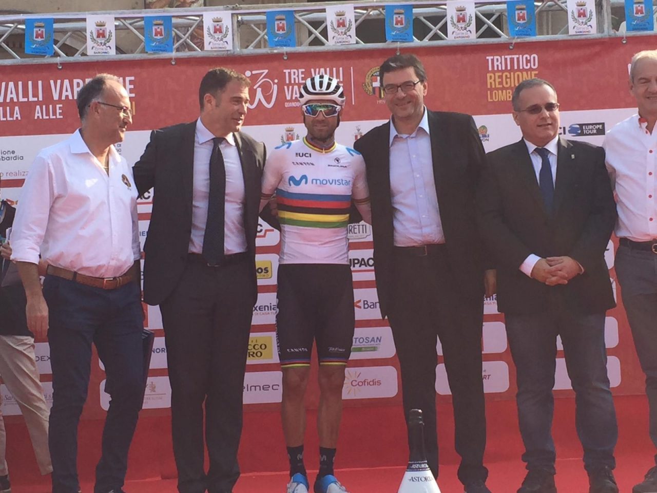 Tre Valli, campioni e autorità in piazza Libertà VIDEO