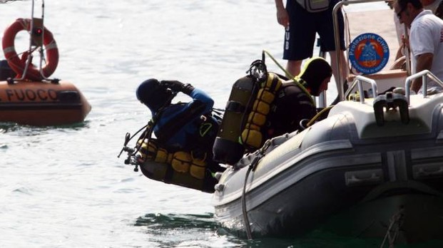 Sub disperso nel Garda dopo aver tentato record