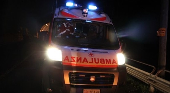 Incidente all’alba: quattro uomini in ospedale SIRENE DI NOTTE