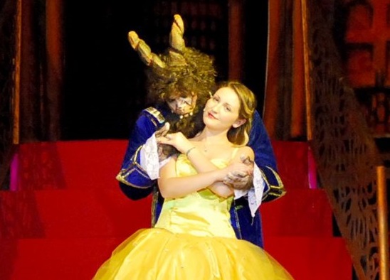 “Beauty and the beast” al Galleria, tutto è pronto