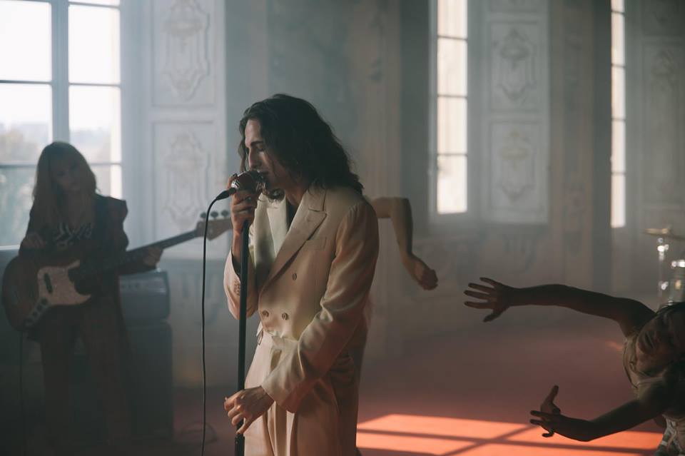 Videoclip a Villa Arconati per i Måneskin